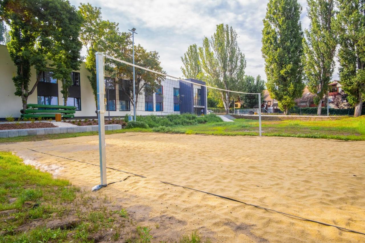Ciszterci Rendezvenykoezpont Bed & Breakfast Balatonalmadi Ngoại thất bức ảnh