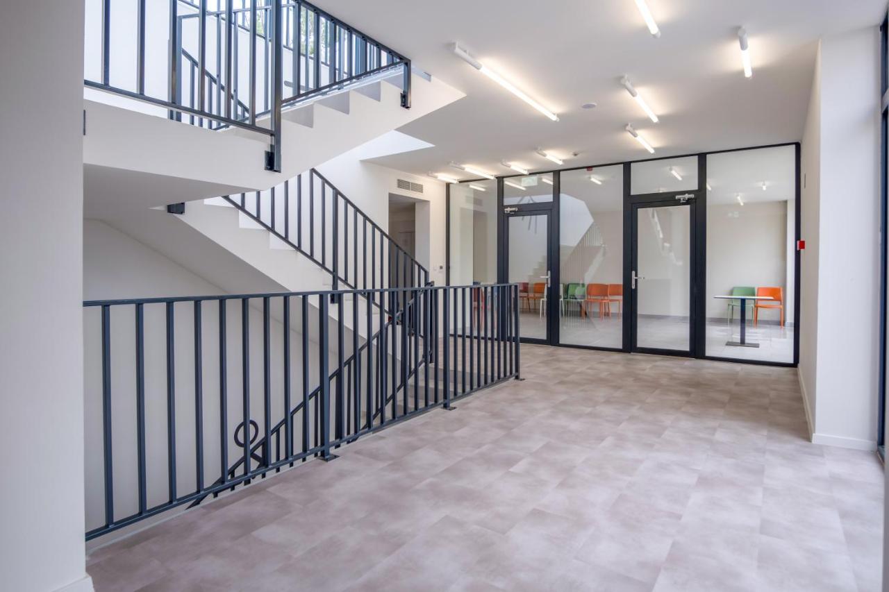 Ciszterci Rendezvenykoezpont Bed & Breakfast Balatonalmadi Ngoại thất bức ảnh