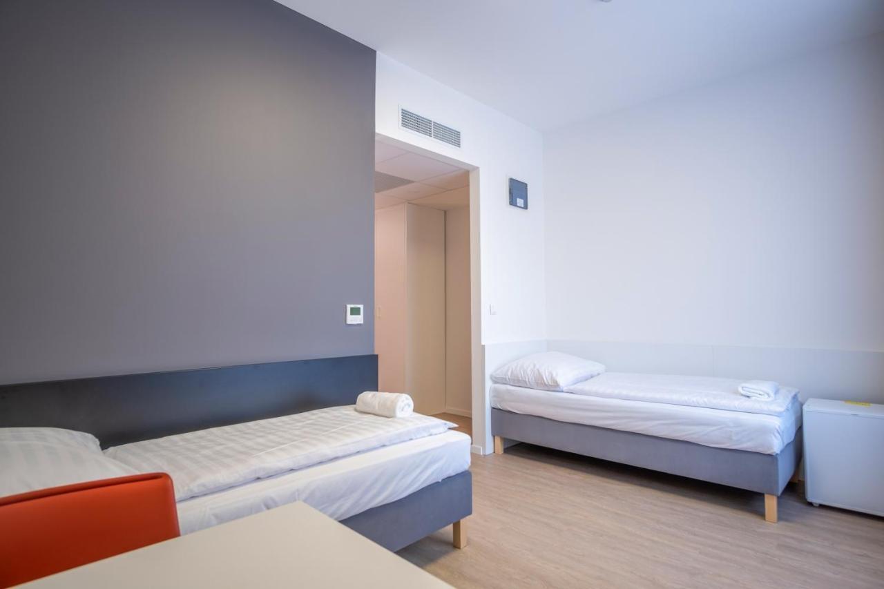 Ciszterci Rendezvenykoezpont Bed & Breakfast Balatonalmadi Ngoại thất bức ảnh