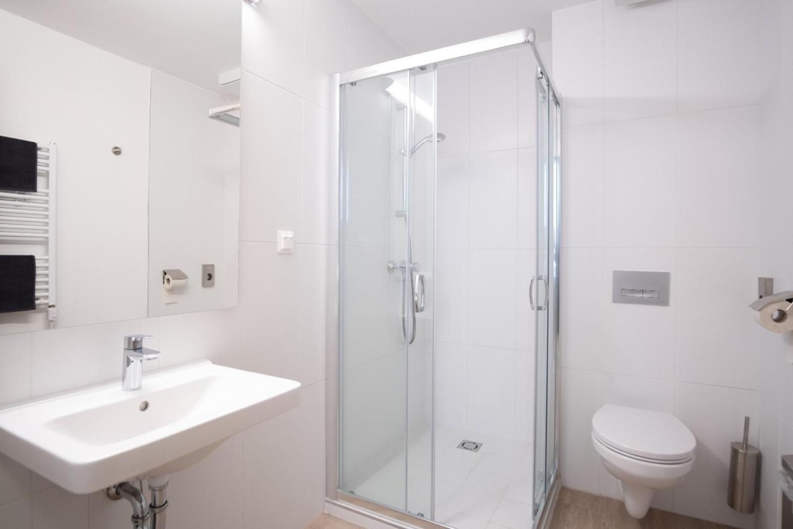 Ciszterci Rendezvenykoezpont Bed & Breakfast Balatonalmadi Ngoại thất bức ảnh